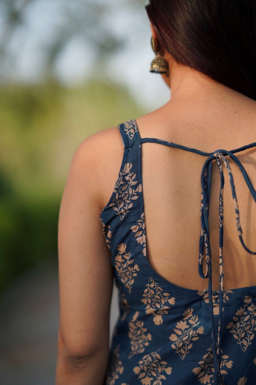 Navika Deep Neck Kurti